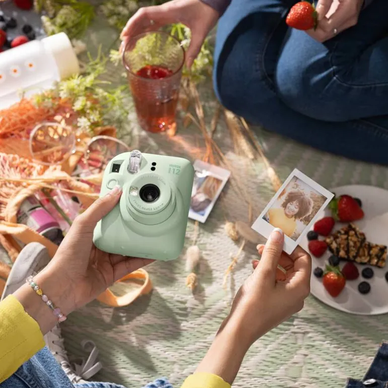 Appareil photo Fujifilm Instax Mini 12 - Vert menthe