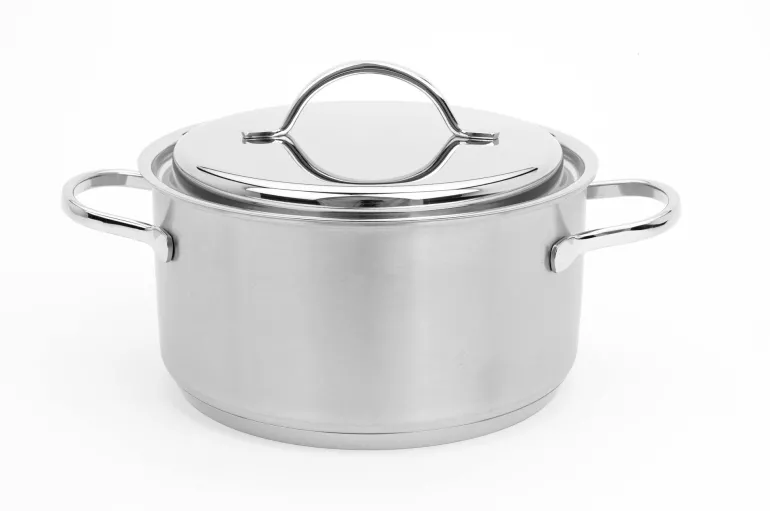 Casserole avec couvercle 18 cm