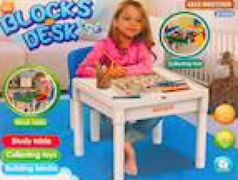 Table de jeux avec 2 chaises